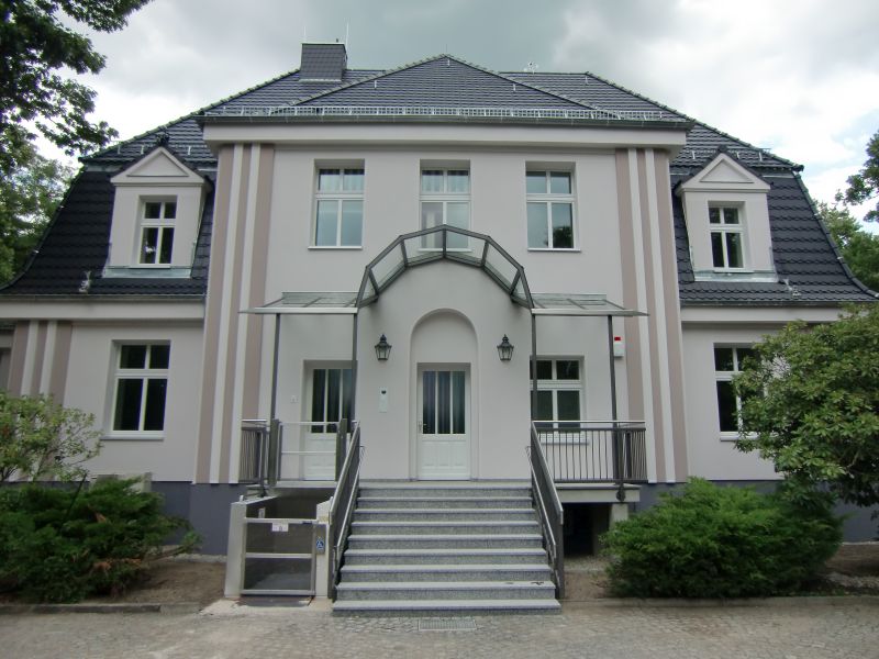 Kita Ansicht Eingang